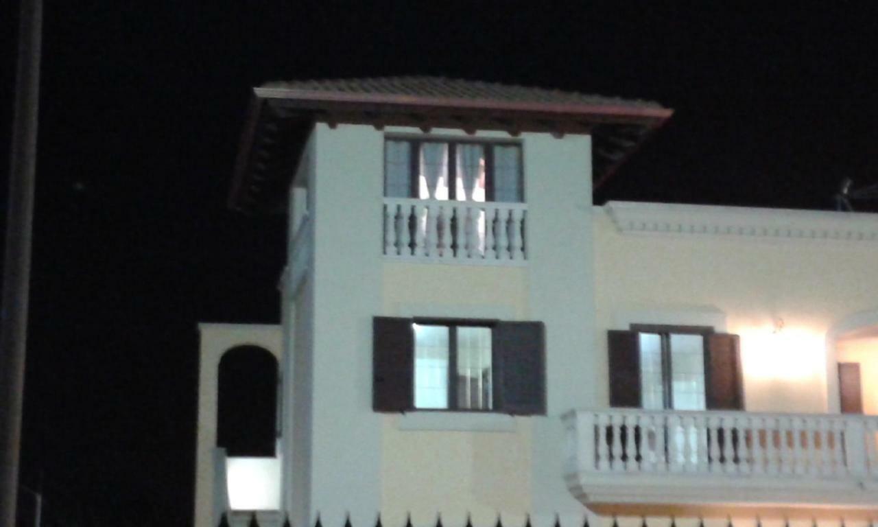 Villa Belvedere นาร์โด ภายนอก รูปภาพ